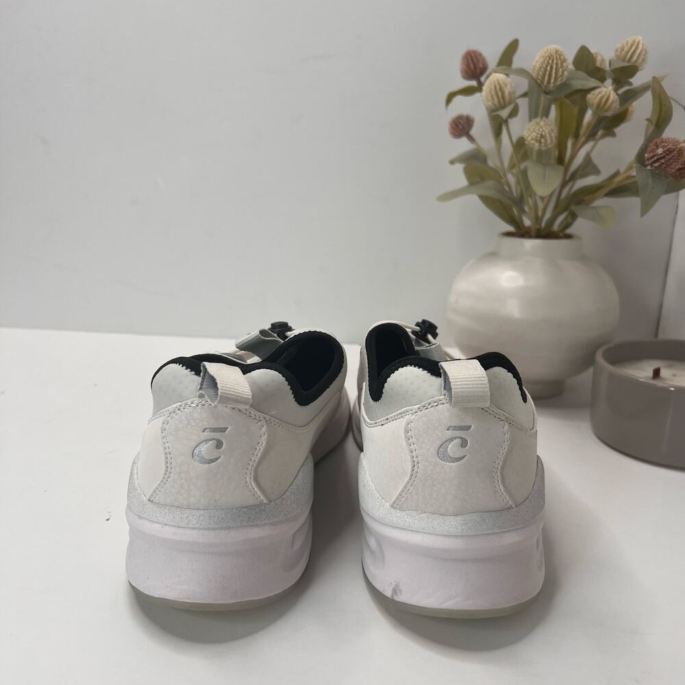 Clove Classic Nursing Sneaker Brilliant White/Black Collar Women W11.5/M10 Men - Picture 4 of 9